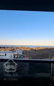 واحد رویایی مدرن در دل جنگل با ویو دریا