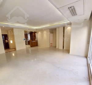 آپارتمان 130 متر دو خواب بازسازی شده