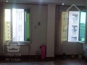 ۷۰متر ۲خواب ۸ساله پرده خور قدی الماس سازمان