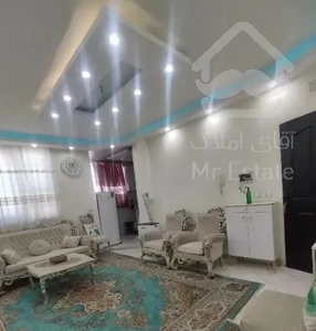 ۴۰متری سند تک برگ با پارکینگ و آسانسور، وام دار