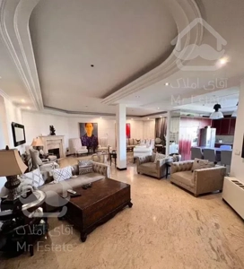 الهیه / ۲۰۵ متر /۲پارکینگ باکس /مشاعات فعال