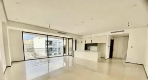 ۱۳۳متر/تک واحدی/لوکس و مدرن/کلید نخورده/پونک کمالی