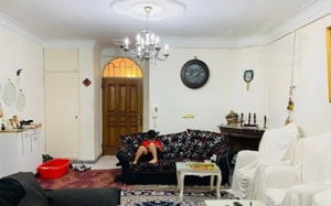 اجاره آپارتمان ۹۰ متری ۲ خوابه طبقه ۱