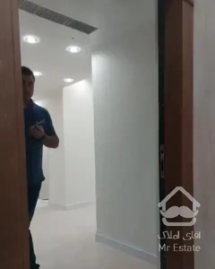 100مترنوساز/ورودی لابی مجلل/سازنده مطرح