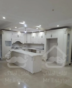 ۱۲۵ متر ۳ خواب نوساز ( ۲ پارکینگ سندی )