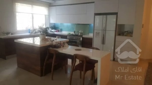 اجاره 145 متری اختیاریه