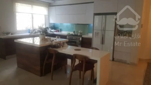 فروش 170 متری پاسداران