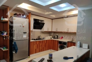 آپارتمان ۹۸ متری/شاهد/پنجره های قدی