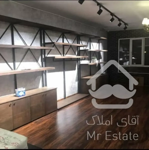 330 متر تجاری بر و تابلو خور