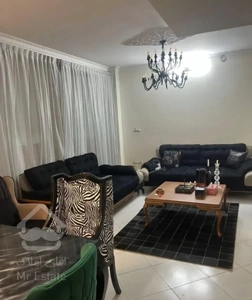 ۶۰مترباحیاط اختصاصی زیرقیمت کارشناسی منطقه