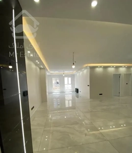 کمالی شرقی ۱۳۰ متر ۳خواب ۲پارکینگ