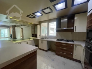 فروش زعفرانیه 139 متر 3 خواب فول مشاعات