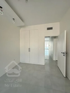 فروش ولنجک 135 متر  طبقه اخر/ لوکیشن دنج