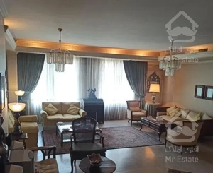 آپارتمان ۱۹۸ متری .سه خواب. لوکیشن نیاوران