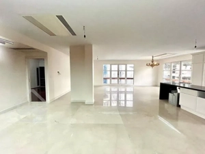 فروش زعفرانیه 163 متری  مهرو نیاز زاده/  چشم انداز جنوب