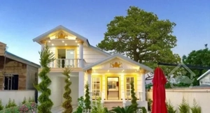 ویلانیم پیلوت نما رومی *سنددار*داخل بافت مسکونی