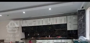 ۸۱ متر.       ۲ خوابه          در هفت حوض