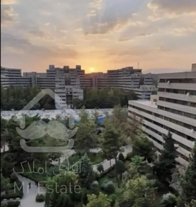 ۳خواب ۱۳۵متری طبقه میانی بازسازی شهرک اکباتان
