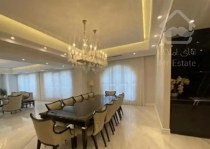 ۴ خواب ، نوساز ، ۳ نبش نورگیر  ۲۵۰ متر تاپ لوکیشن
