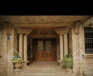 150 متر نیاوران