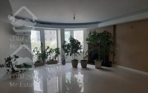 کامرانیه جنوبی/۱۹۰متر/۳خواب