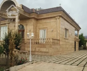 ۲۰۰۰متر باغ ،۴۲۰متر ویلا معماری کلاسیک