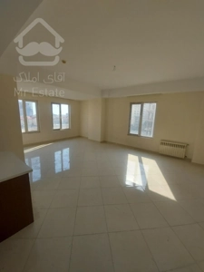 ۱۳۰ متری شیک دریاچه- کوهک ۳ خوابه