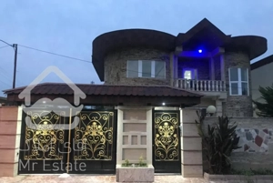 ویلا با وسیله