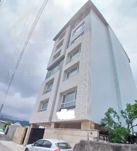 آپارتمان۱۸۵متر،۳خواب فول مستر، نوساز بلوار۱۷شهریور