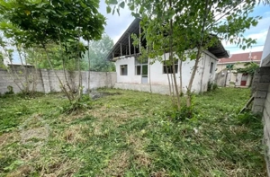 یه خونه ویلایی دارم فروش