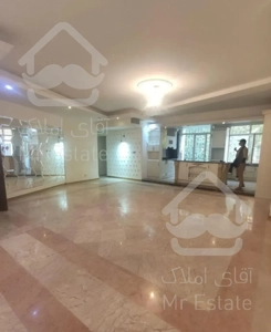 ۱۴۰ متر سه خواب در محیطی آرام