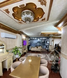 فروش دو واحد به همراه بهارخواب در مرکز شهر