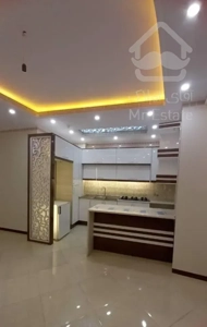 ۵۶متر/ خوش نقشه /دو خواب/بر خیابان