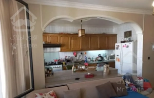 ۱۰۰ متر ، ظفر