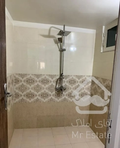 آپارتمان۱۶۵متری کلید نخورده/تکواحدی