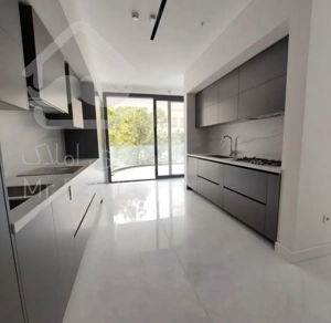 ۳ خواب / لوکس / زیر قیمت منطقه