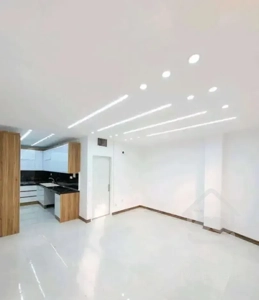 واحدی با نور طبیعی ممتد و فضای کاربردی دلنشین