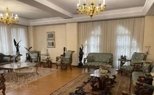 نیاوران ۲۰۰ متر خاص