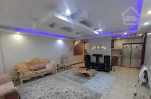 ۶۴متری/پارکینگ/خوش نقشه/غرق در نور