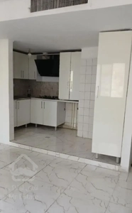 ۴۲متری جنب متروکمیل