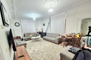 میدان امامت ۶۱ متر ۱ خواب پارکینگ‌ خوش نقشه