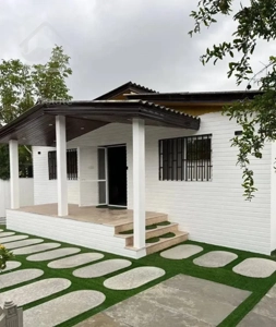 ویلا باغ لاکچری/سند تک برگ