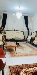 ۸۳متر /دوخواب/طبقه اول/کلیم کاشانی
