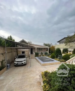 ویلا باغ ۴۰۰ متری همراه با استخر حیاط سازی مشجر