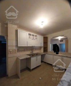 آپارتمان ۱۳۰ متری شهرک غرب