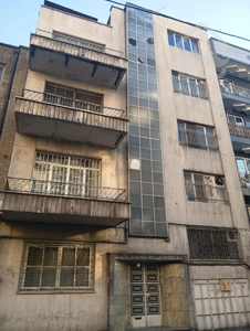 فروش خانه ۴۰۰ متر یکجا مستغلاتی با بهترین لوکیشن فرهنگی هنری منطقه پارک هترمندان