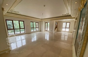 ولنجک ۲۲۵ متر طبقه هشتم داخل برج برند با ویو