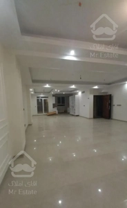 ۱۷۰ متر نوساز  شمال خواجه عبدالله با دو پارکینگ