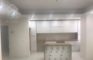 ۹۰متری کلیدنخورده فول امکانات/سه راه تهران ویلا