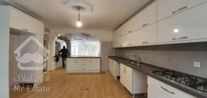 دیباجی جنوبی 170 متر / طبقه سوم